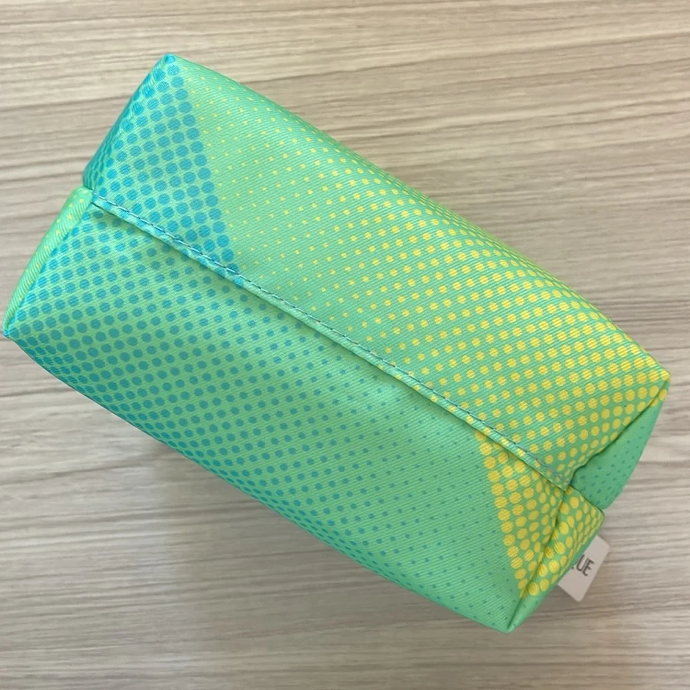 💄👛 2/$15 or 3/$20 Clinique Cosmetic Bag
